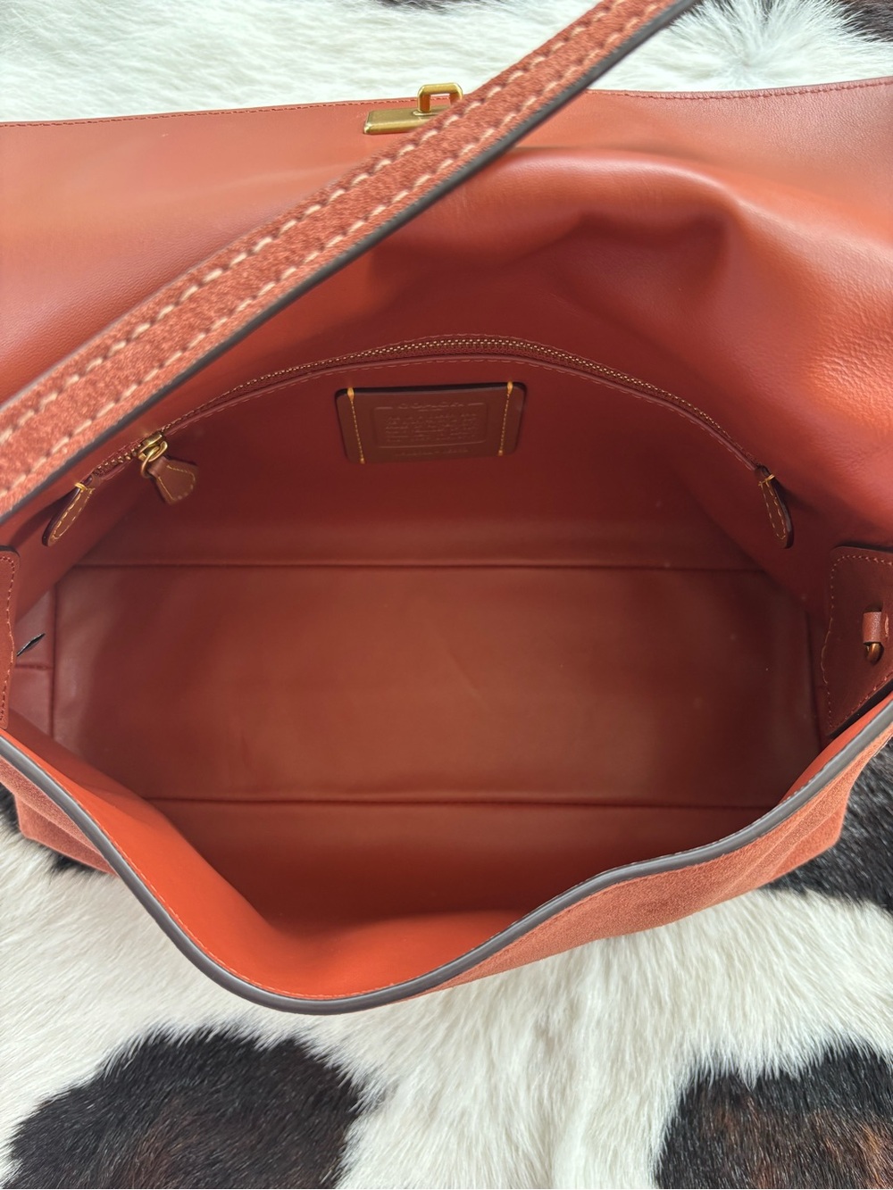 COACH Chelsea 30 in Clay Suede Shoulder Bag with Gold Hardware - Picture 3 of 8